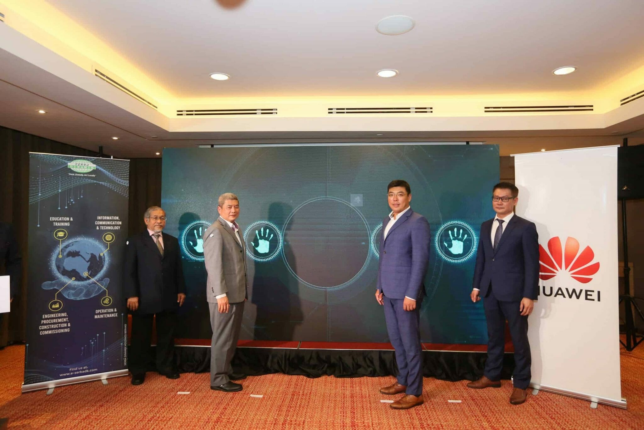 Huawei Malaysia signs MoU with Serba Dinamik to establish Smart ...