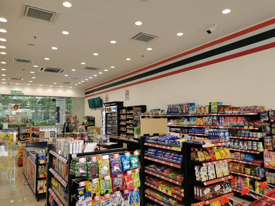 Malaysia opening hours 7-eleven 7