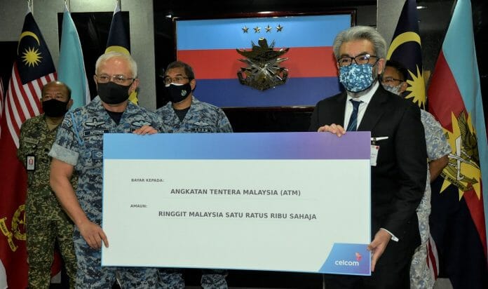 Celcom Continuously In Support Of Frontliners And B40