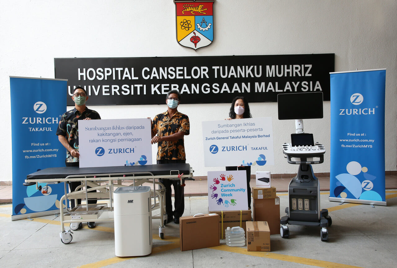 Zurich Malaysia Contributes Crucial Medical Equipment to HCTM BusinessToday