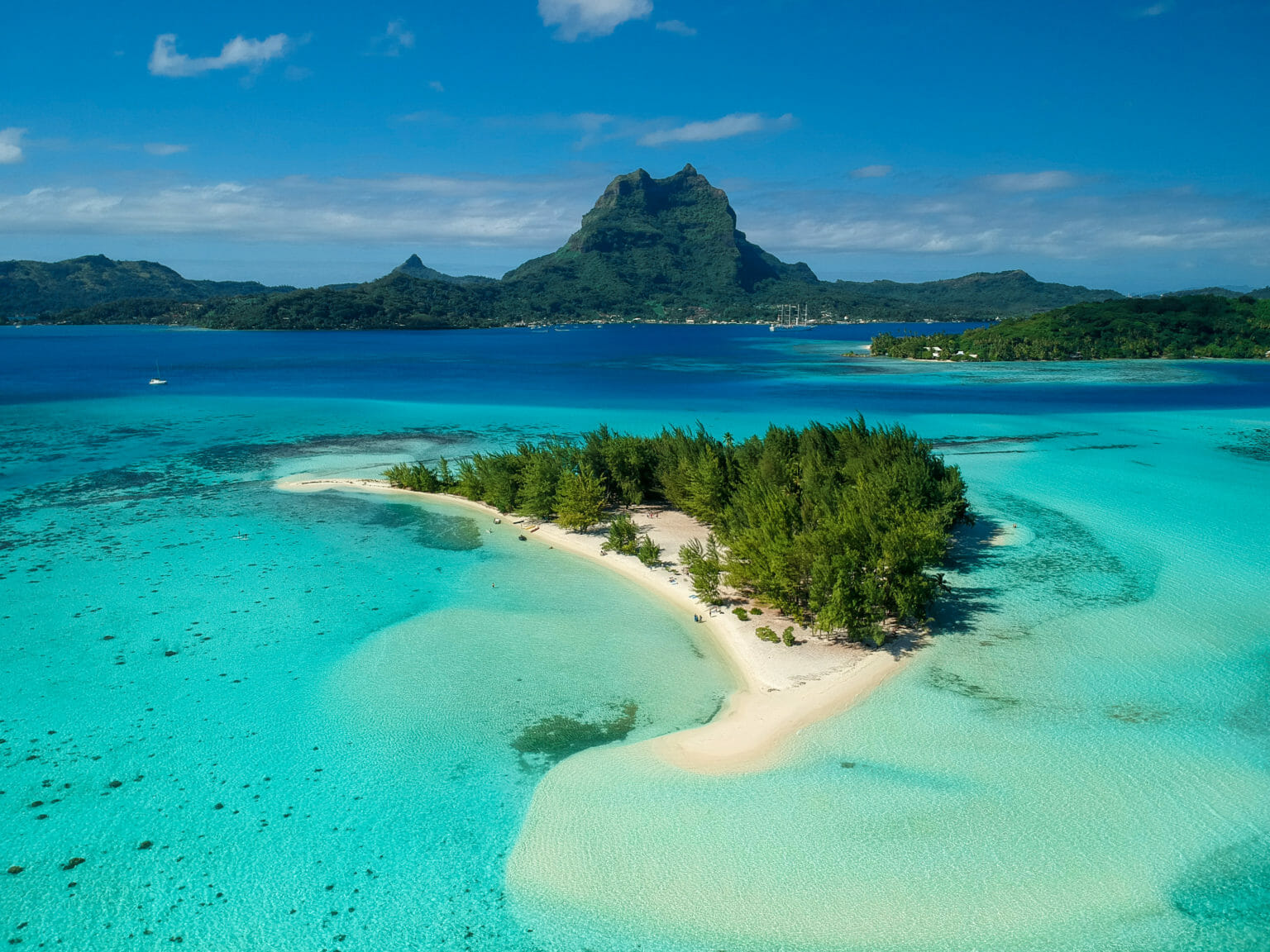 6-island-vacations-that-makes-you-feel-500kg-lighter