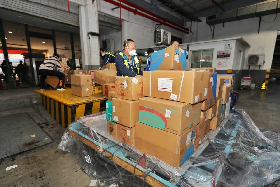 Parcel Delivery In China Hits 100 Billion So Far