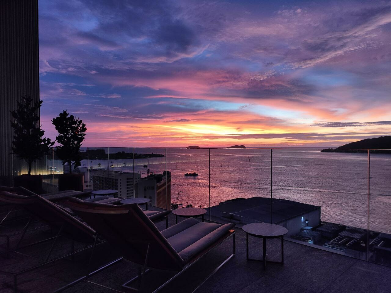 ON23 Sky Bar, Kota Kinabalu's Newest Trendy Rooftop Destination