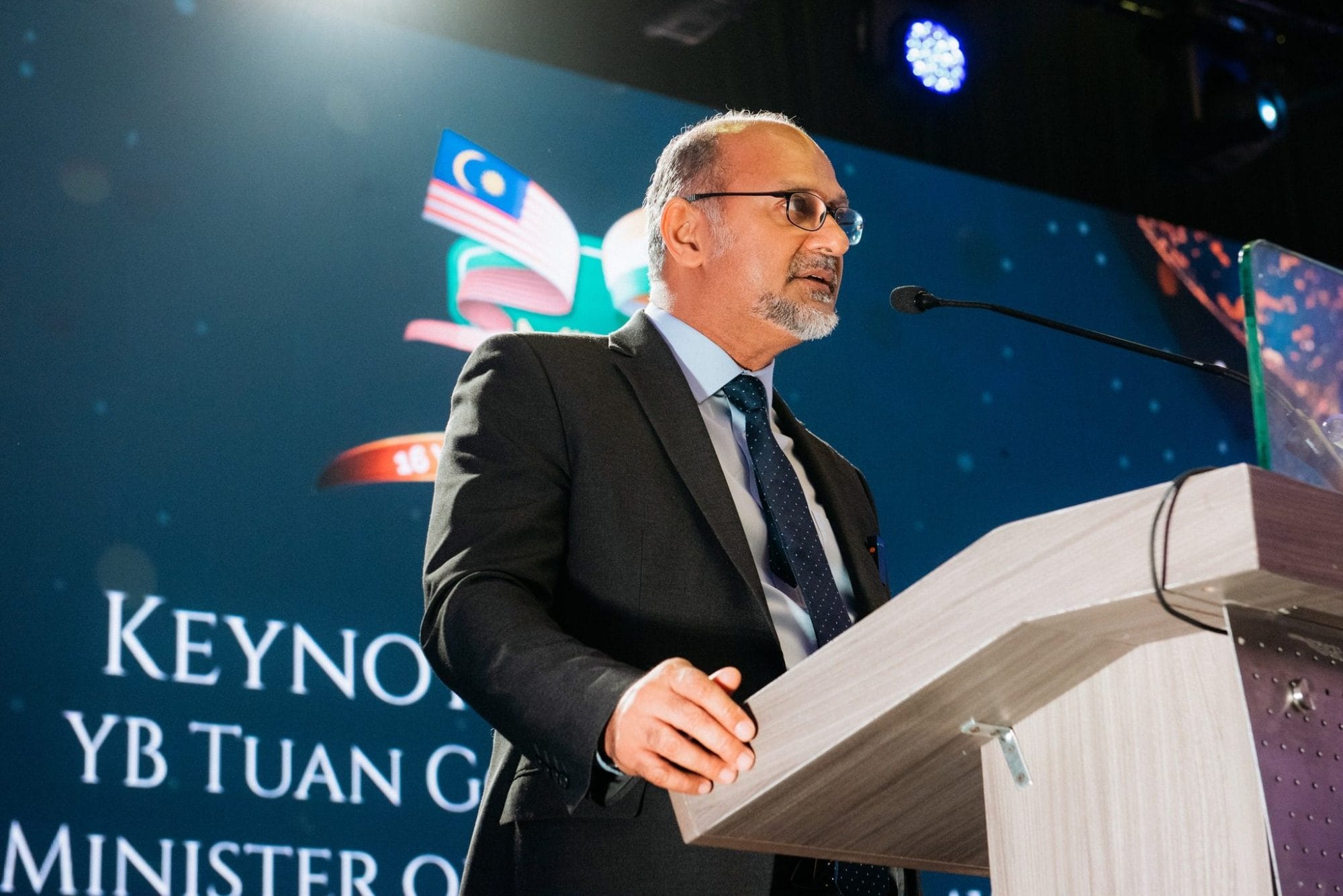 Malaysia's Digital Minister Confident In Surpassing Digital Economy