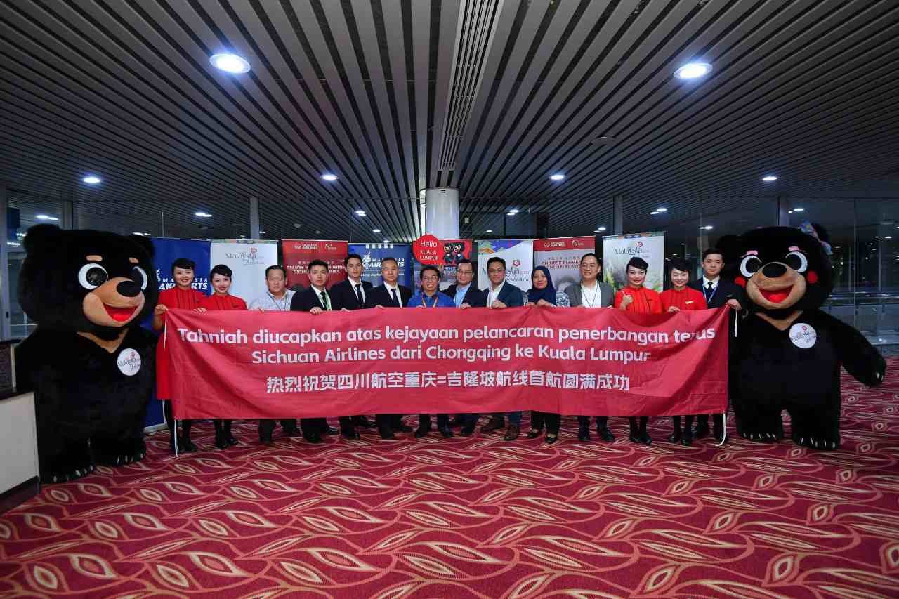 川航开通重庆直飞吉隆坡航线