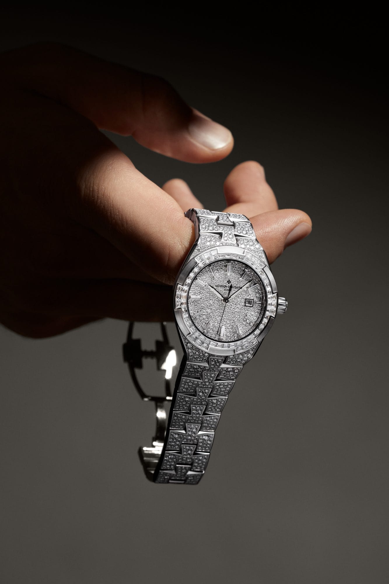 Overseas 35mm pink gold and diamonds